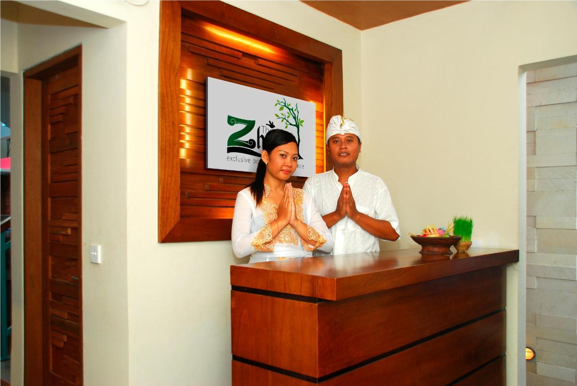 The Green Zhurga Suite Керобокан Экстерьер фото